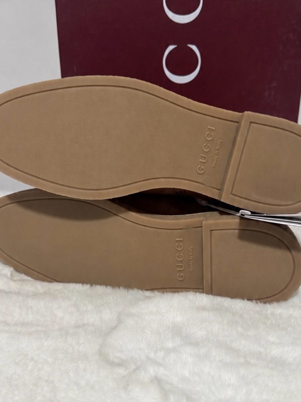 Gucci Women's Suede Ankle Boots in Cognac - Picture 6 of 6